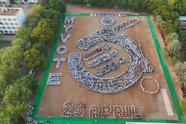 चुनाव चिन्ह वाले चींटियों के खाद्य- नमक्कल अंडा… अनोखी चुनाव जागरूकता…!