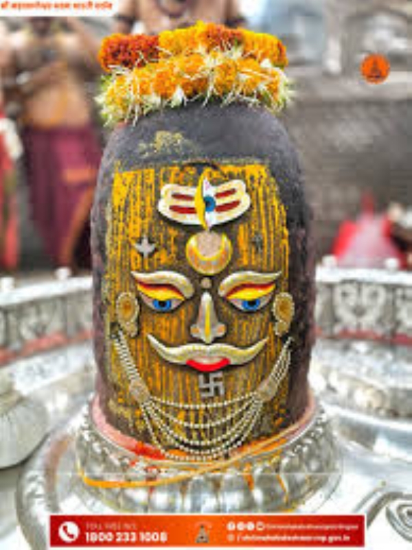 भस्म आरती में दिव्य श्रृंगार