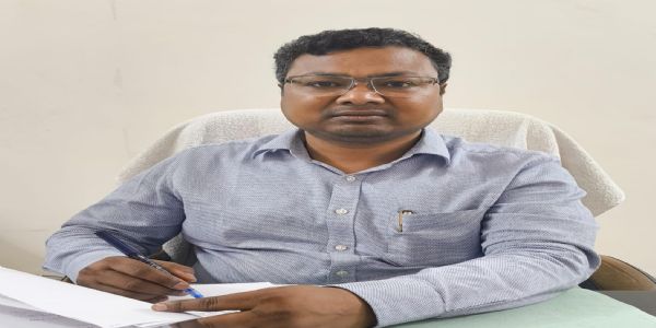 महोबा: विद्युद्विभागस्य प्रयत्नः, उष्णतायां फॉल्टनिवर्तनाय उपभोक्तानां सुविधायै 24x7 नियंत्रणं सक्रियम्