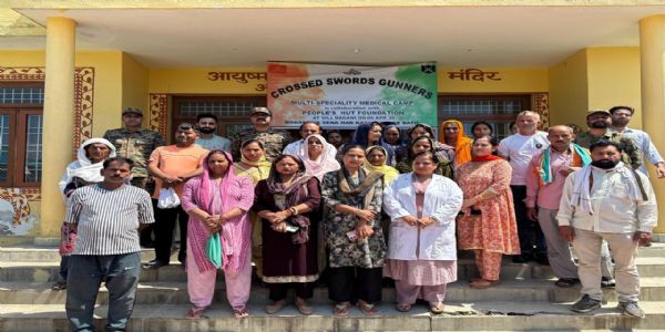 बगानी-ग्रामे सेनायाः स्वास्थ्य-शिबिरम् आयोज्यते, २१८ ग्रामवासिभ्यः निःशुल्कोपचारः प्रदत्तः