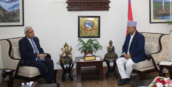 नेपाल के विदेश मंत्री से मुलाकात