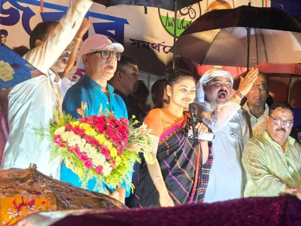 सयानी घोष का पश्चिम मेदिनीपुर में प्रचार