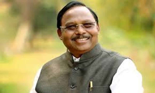 कृषि मंत्री रामविचार नेताम