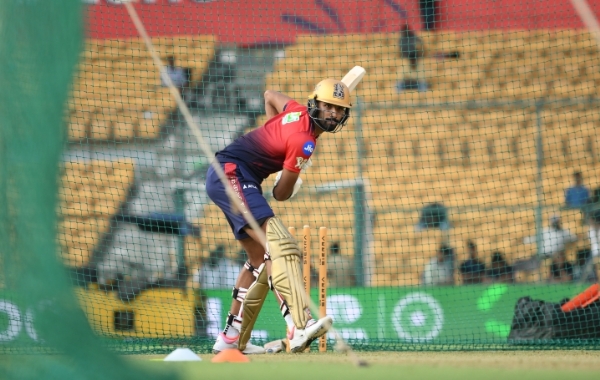 आरसीबी के बल्लेबाज देवदत्त पडिक्कल आरसीबी के बल्लेबाज देवदत्त पडिक्कल