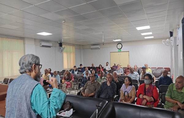 दून पुस्तकालय एवं शोध केंद्र की ओर सेसभागार में भारतीय सिनेमा के विकास पर आधारित  सचित्र व्याख्यान कार्यक्रम।