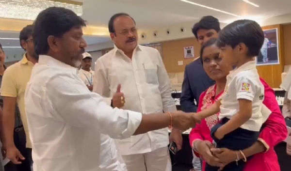 कोंडा श्रेयांश मुरली कृष्ण पटेल ने शतरंज की दुनिया में रचा इतिहास कोंडा श्रेयांश मुरली कृष्ण पटेल ने शतरंज की दुनिया में रचा इतिहास