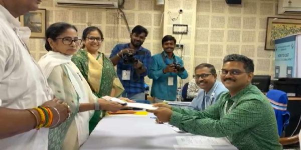 भवानीपुरात् एव मम जीवनस्य प्रारम्भः, एतदेव मम सर्वस्वम् इति ममता-बनर्जी अवदत्