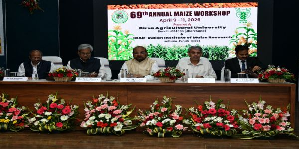 भारतदेशं मक्का-अनुसन्धान-विकासयोः वैश्विक-केन्द्रं कुर्युः वैज्ञानिकाः : डॉ.एम.एल.जाट: