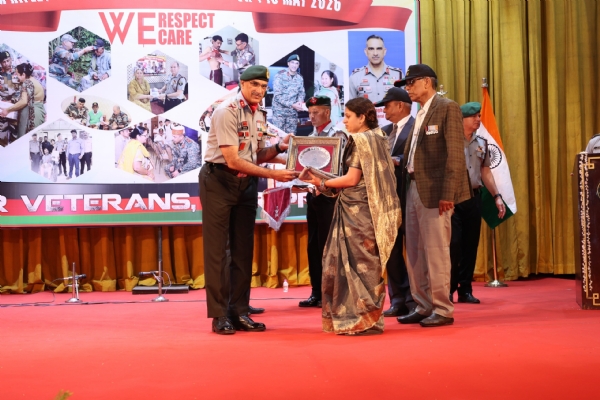 असम राइफल्स ने जयपुर में आयोजित पूर्व सैनिक रैली में पूर्व सैनिकों एवं वीर नारियों का किया सम्मान