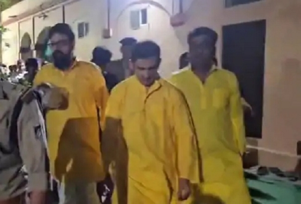 पीतांबरा पीठ पहुंचे गौतम गंभीर