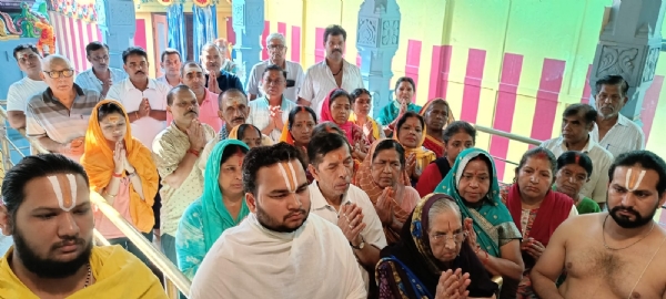 अनुष्ठान की तस्वीर