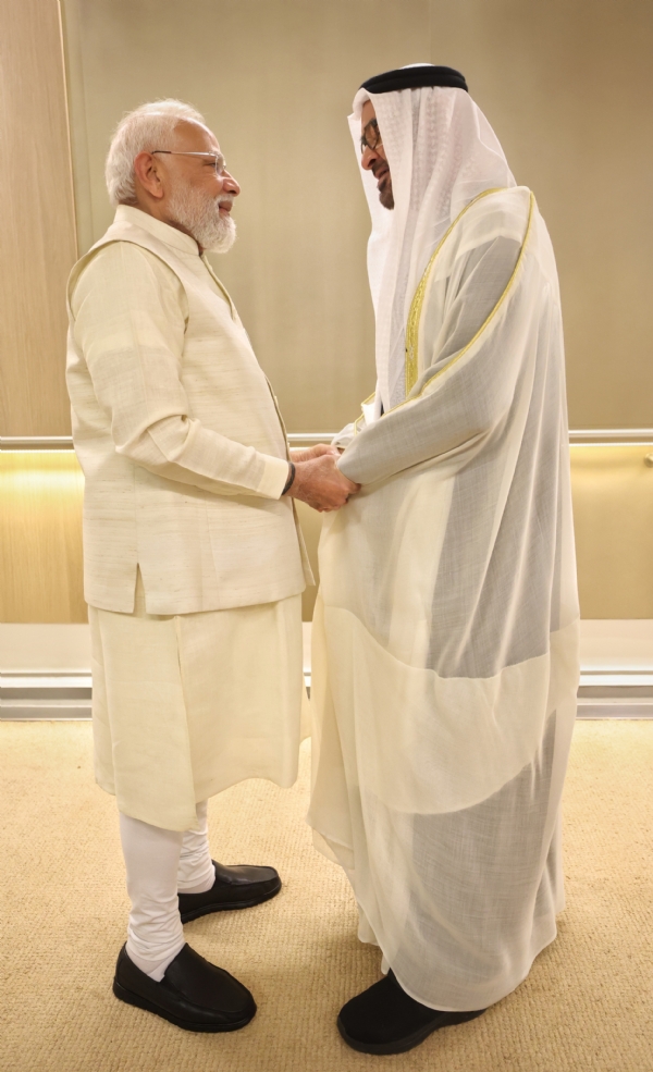 प्रधानमंत्री मोदी और राष्ट्रपति नाहयान