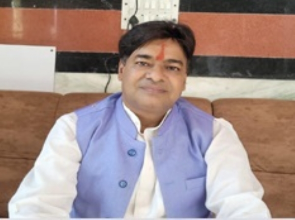 महेन्द्र प्रताप एडवाेकेट