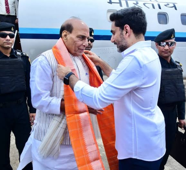 राजनाथ सिंह ने आंध्र प्रदेश के पुट्टपर्थी में  16 हजार करोड़ की डिफेंस परियोजना की आधारशिला रखी