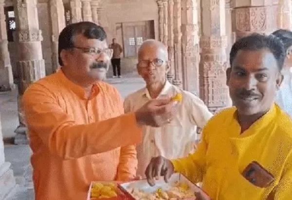 भोजशाला में हनुमान-चालीसा पाठ के साथ हुई पूजा-अर्चना
