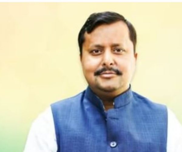 नीतिन नवीन नीतिन नवीन