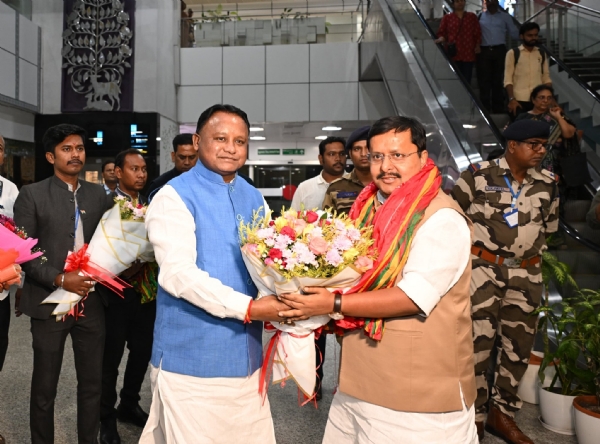 नितिन नवीन दो दिवसीय ओडिशा दौरे पर भुवनेश्वर पहुंचे नितिन नवीन दो दिवसीय ओडिशा दौरे पर भुवनेश्वर पहुंचे
