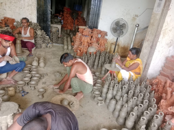 आगामी त्योहारी सीजन में दस करोड़ रुपये से अधिक कारोबार की उम्मीद*