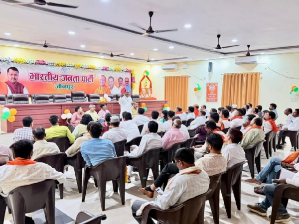 बीजेपी प्रशिक्षण वर्ग को सम्बोधित करते हुए मुख्य अतिथि सुशील कुमार उपाध्याय बीजेपी प्रशिक्षण वर्ग को सम्बोधित करते हुए मुख्य अतिथि सुशील कुमार उपाध्याय