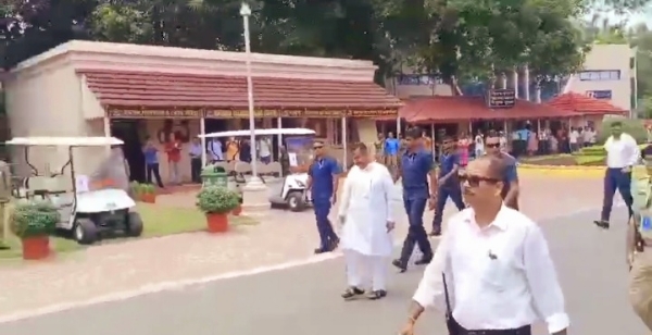 बेलूर मठ में सीएम