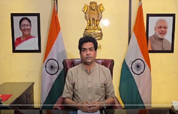 दिल्ली सरकार में कैबिनेट मंत्री कपिल मिश्रा गाइडलाइन्स की जानकारी देते हुए। दिल्ली सरकार में कैबिनेट मंत्री कपिल मिश्रा गाइडलाइन्स की जानकारी देते हुए।