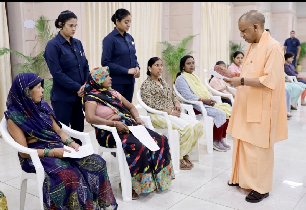 सीएम योगी सीएम योगी