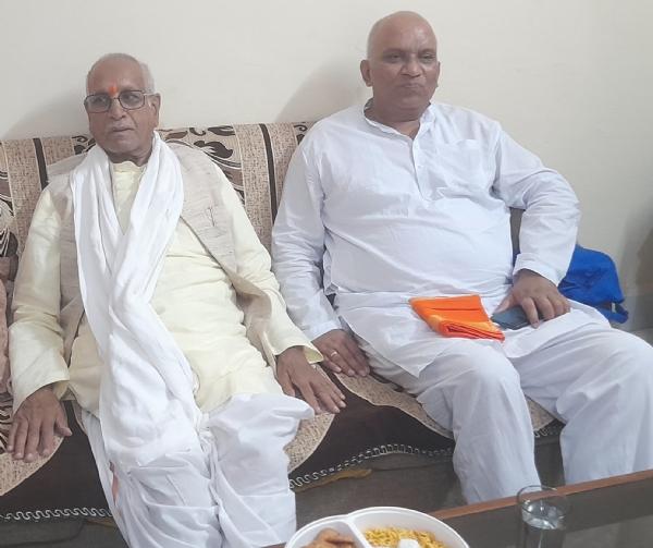 श्रीराम जन्मभूमि तीर्थ न्यास के महासचिव व विहिप के केंद्रीय उपाध्यक्ष चंपत राय बात करते हुए
