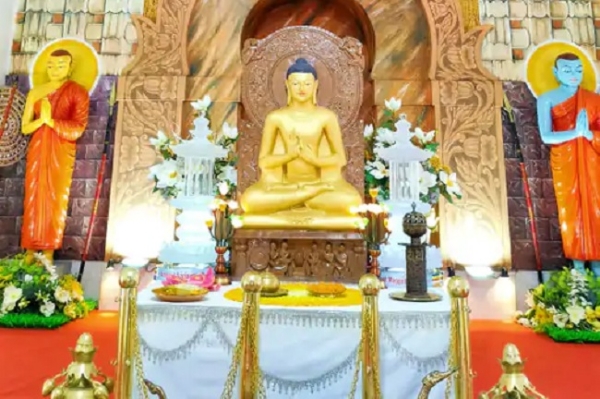 सांची में रखे भगवान बुद्ध के परम शिष्यों के पवित्र अवशेष (फाइल फोटो) सांची में रखे भगवान बुद्ध के परम शिष्यों के पवित्र अवशेष (फाइल फोटो)