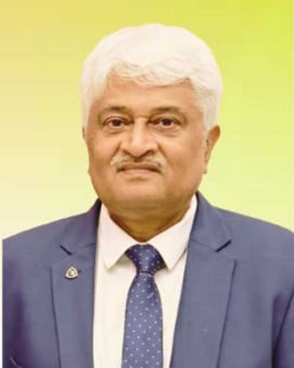 कुलपति प्रो. मनोज श्रीवास्तव