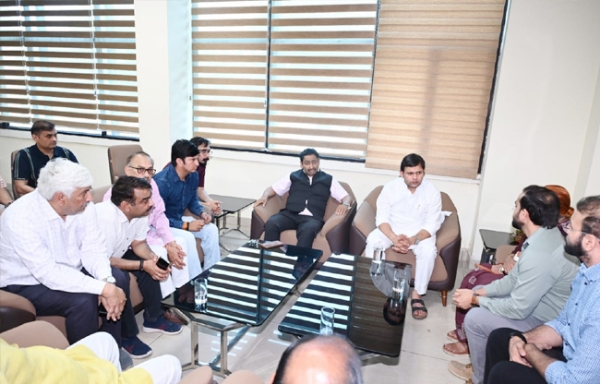 सोनीपत: खेल राज्य मंत्री गौरव गौतम ने हरियाणा         खेल विश्वविद्यालय में छात्र निशांत गौतम की मौत के मामले में जानकारी लेते हुए