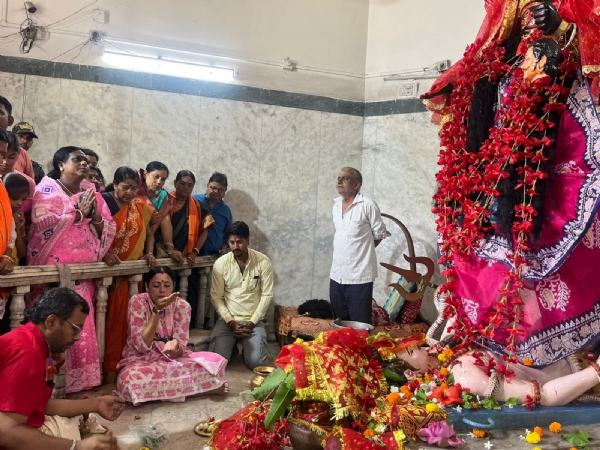 पूजा करने गयि भाजपा उम्मीदवार