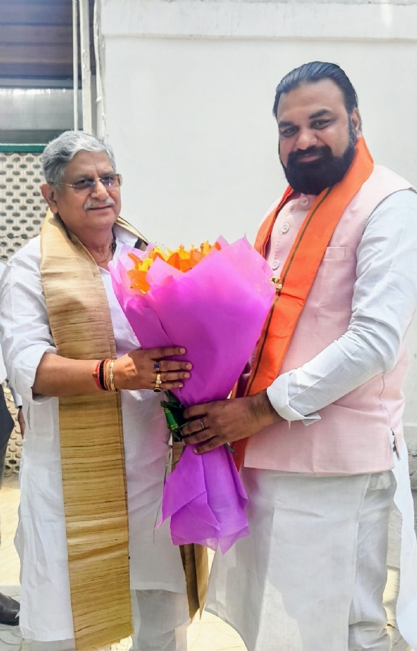 ललन सिंह के साथ सीएम
