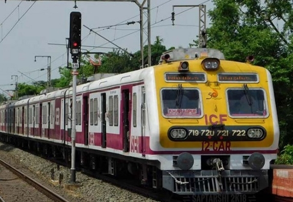 स्पेशल ट्रेनें