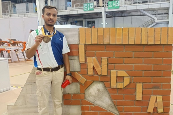 मप्र के अजय अहिरवार (फाइल फोटो) मप्र के अजय अहिरवार (फाइल फोटो)