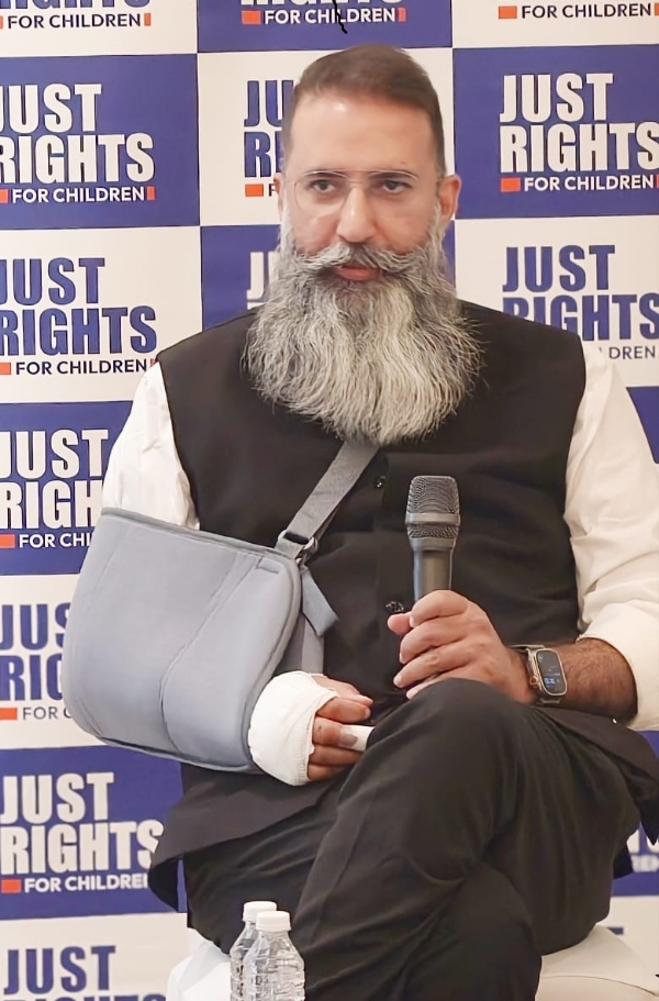 जस्ट राइट्स फॉर चिल्ड्रेन के संस्थापक भुवन ऋभु जस्ट राइट्स फॉर चिल्ड्रेन के संस्थापक भुवन ऋभु