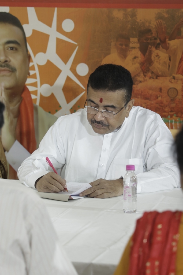 शुभेंदु अधिकारी शुभेंदु अधिकारी