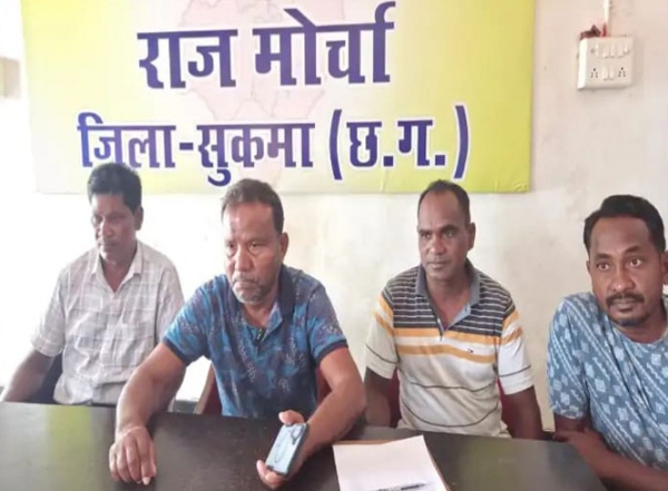 स्कूलों में 10 मंत्रों के जाप के अनिवार्य का नियम बच्चों पर जबरदस्ती थोपा गया - मनीष कुंजाम