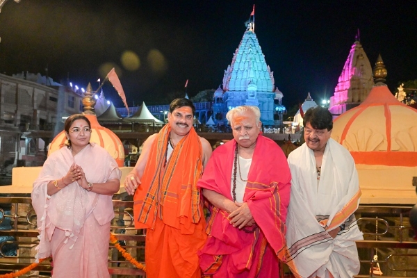 महाकाल मंदिर में दर्शन उपरांत केन्द्रीय मंत्री खट्टर महाकाल मंदिर में दर्शन उपरांत केन्द्रीय मंत्री खट्टर