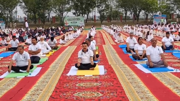 योग दिवस के अवसर पर मंत्री राव नरवीर ने एनसीआर में बढ़ रहे नशे को लेकर चिंता जताई।