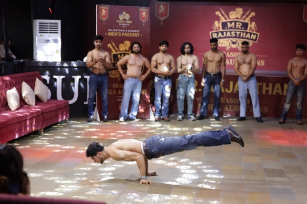 मिस्टर राजस्थान सीजन-5 के मेगा ऑडिशन में उमड़ा युवाओं का उत्साह मिस्टर राजस्थान सीजन-5 के मेगा ऑडिशन में उमड़ा युवाओं का उत्साह