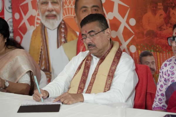 मुख्यमंत्री शुभेंदु अधिकारी जनता दरबार में