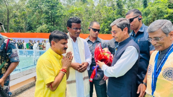 नारायणगढ़ विधायक रमा प्रसाद गिरी और मेदिनीपुर विधायक शंकर गुच्छेत