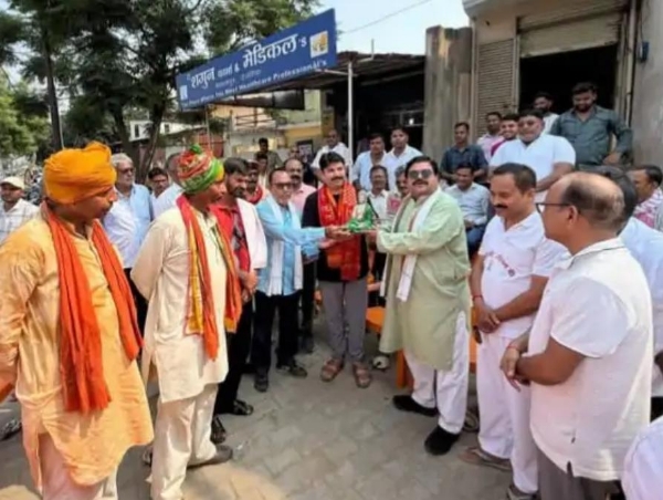 फोटो विधायक के साथ फोटो विधायक के साथ