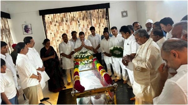 ಸೂರಜ್ ಹೆಗ್ಡೆ ಅಂತಿಮ ದರ್ಶನ ಪಡೆದ ರಾಹುಲ್ ಗಾಂಧಿ
