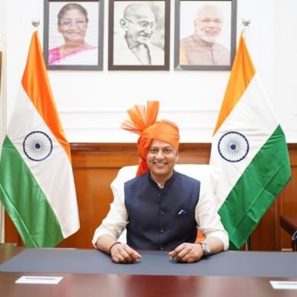 दिल्ली के समाज कल्याण मंत्री रविंद्र इंद्राज सिंह (फाइल फोटो) दिल्ली के समाज कल्याण मंत्री रविंद्र इंद्राज सिंह (फाइल फोटो)