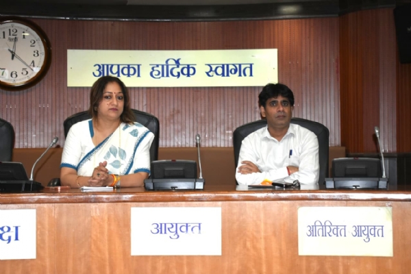 उपमहापौर मोनिका पंत दिल्ली 2.0 टेक डायलॉग में विभिन्न राज्यों से आए 60 युवा नवाचारकों के साथ संवाद करते। उपमहापौर मोनिका पंत दिल्ली 2.0 टेक डायलॉग में विभिन्न राज्यों से आए 60 युवा नवाचारकों के साथ संवाद करते।