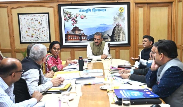 मुख्यमंत्री स्वास्थ्य विभाग की बैठक की अध्यक्षता करते हुए मुख्यमंत्री स्वास्थ्य विभाग की बैठक की अध्यक्षता करते हुए