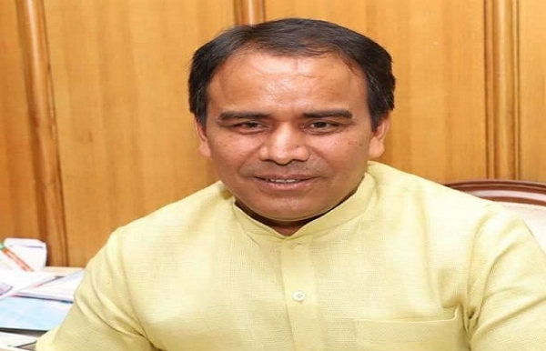 उच्च शिक्षा मंत्री डाॅ. धन सिंह रावत उच्च शिक्षा मंत्री डाॅ. धन सिंह रावत