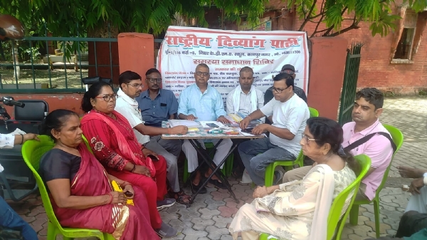 कार्यक्रम के दौरान लिया गया छायाचित्र कार्यक्रम के दौरान लिया गया छायाचित्र