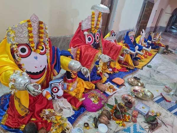 रियासत कालीन बस्तर गोंचा महापर्व में नेत्रोत्सव पूजा विधान 15 जुलाई को फाईल फाेटाे रियासत कालीन बस्तर गोंचा महापर्व में नेत्रोत्सव पूजा विधान 15 जुलाई को फाईल फाेटाे